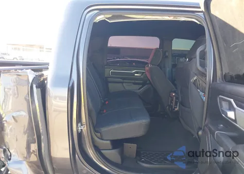 2022 Ram 1500 Big Horn 4X2 5'7 Box from USA, damaged, VIN 1C6RREFT5NN156502